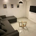 Recoleta Rentals - PH - Departamento Nuevo!